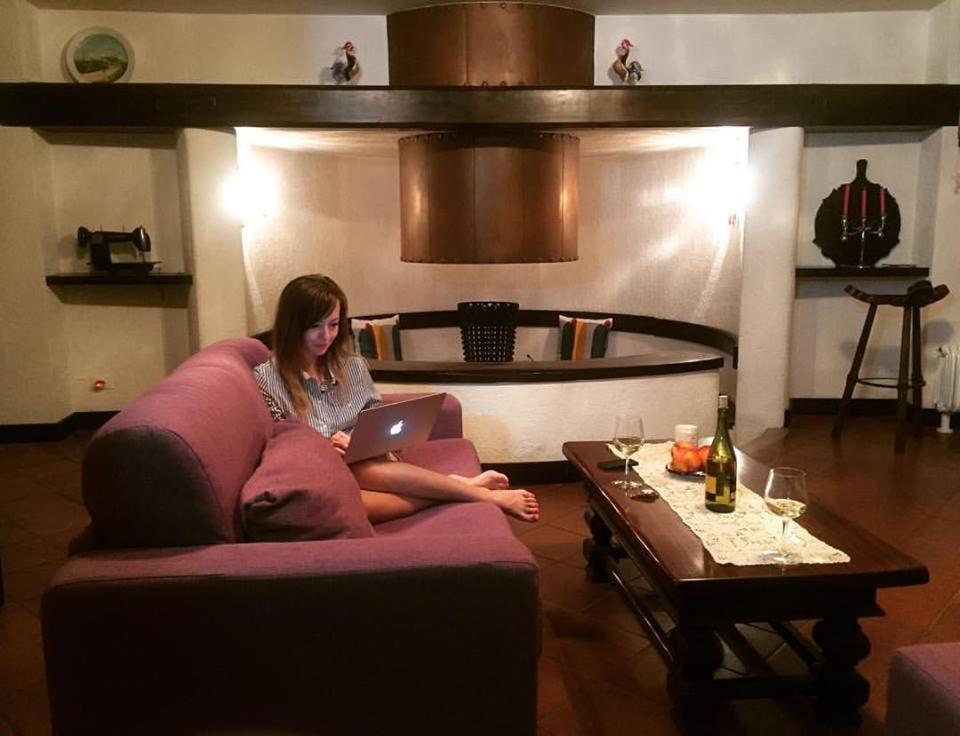 La Casa Di Enrico Bed & Breakfast กาออร์เล ห้อง รูปภาพ