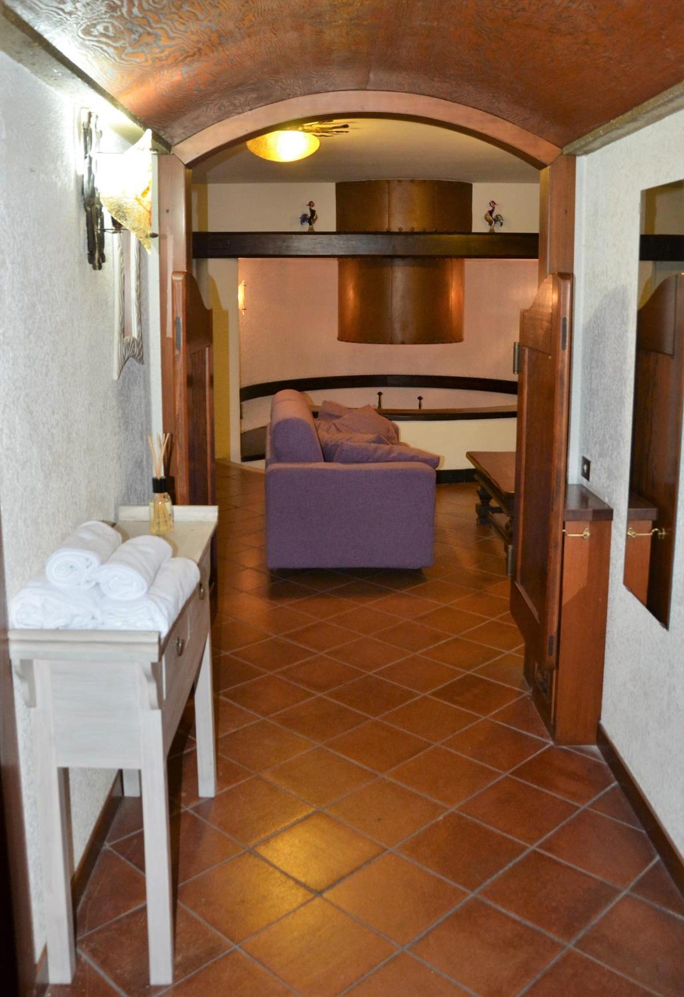 La Casa Di Enrico Bed & Breakfast กาออร์เล ห้อง รูปภาพ