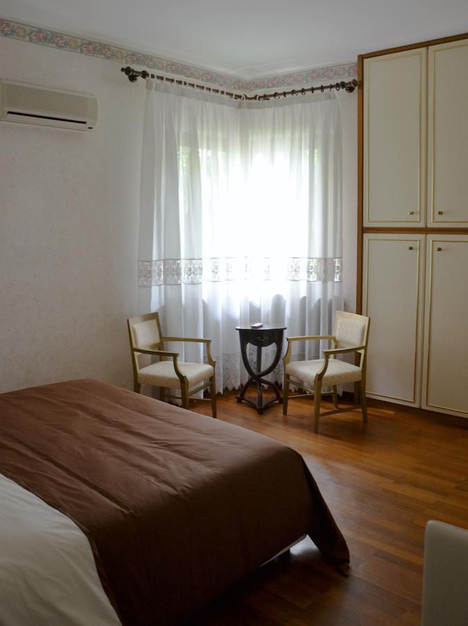 La Casa Di Enrico Bed & Breakfast กาออร์เล ภายนอก รูปภาพ